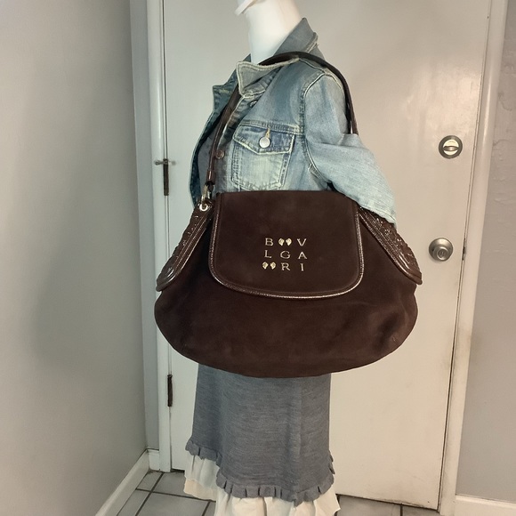 🛍STUNNING ! 🌟BULGARI Brown Suede Large Hobo Bag🛍 - Picture 4 of 10